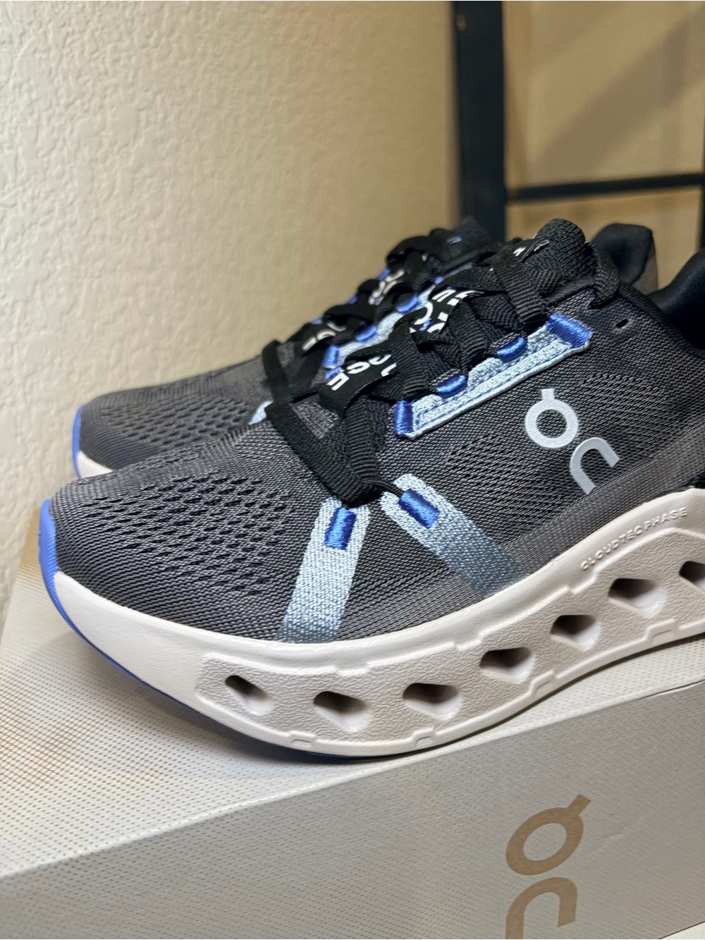 On Cloudeclipse Women's Black Frost Running Shoes 5.5W New - Picture 4 of 7